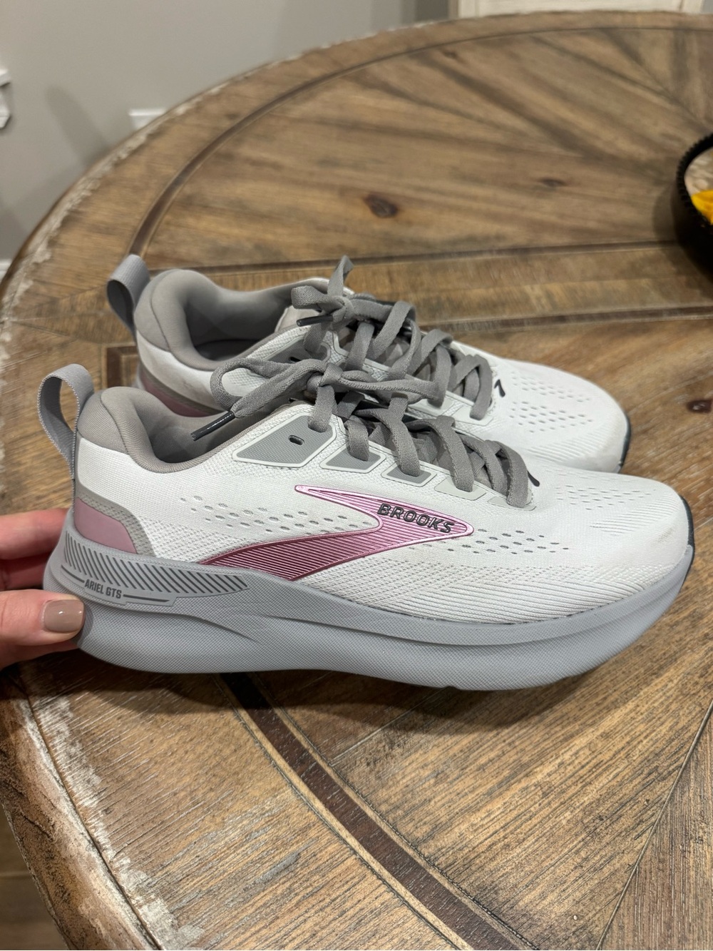 Brooks Women's Gray Running Shoes